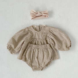 韩版婴儿长袖春秋套装洋气格子泡泡袖娃娃上衣三角包屁裤套装