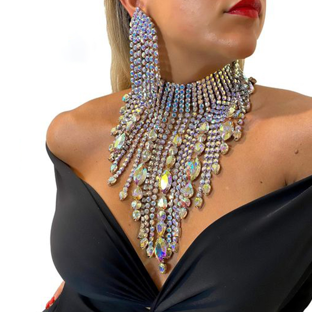 AliExpress Venta caliente rhinestone collar traje de las mujeres europeas y americanas sexy exagerado collar borla pendientes conjunto de joyas