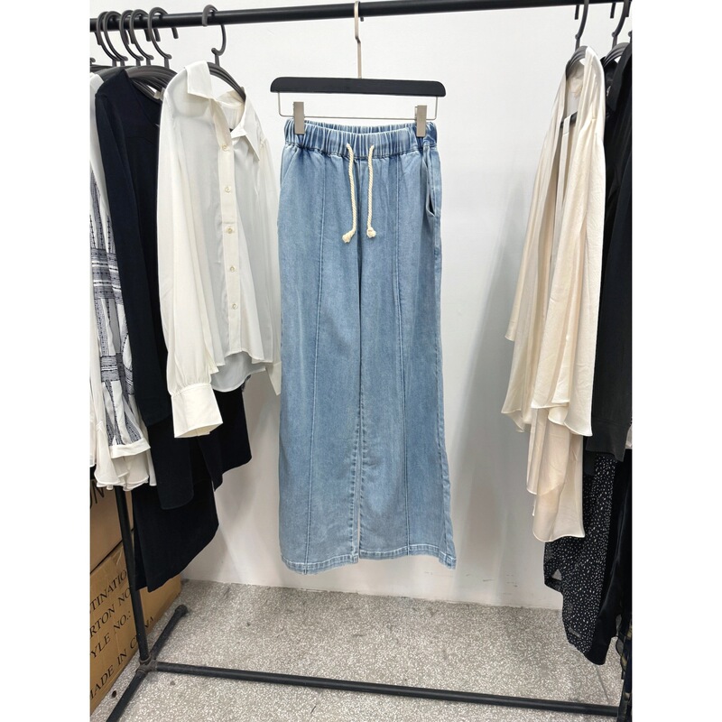 Tail FR Dipped Tencel Denim Loop High Waist Wide Leg Jeans Tail FR Dipped Tencel Denim Loop High Waist Wide Leg Jeans