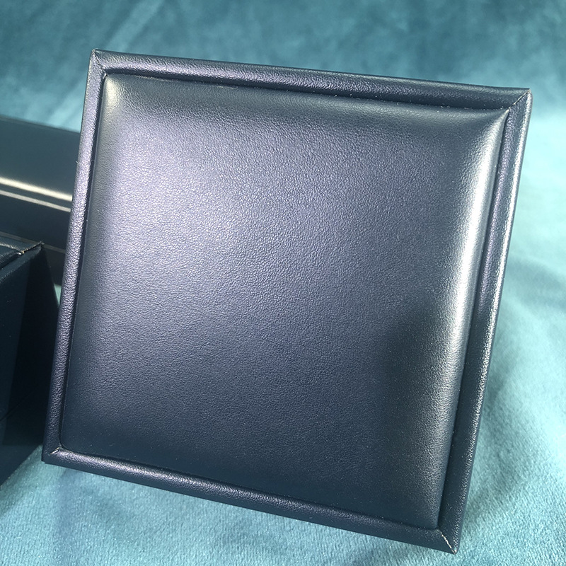 Azul marino piel de oveja caja de joyería de cuero de la pu joyería de moda embalaje caja de regalo caja de joyería ventas directas de la fábrica