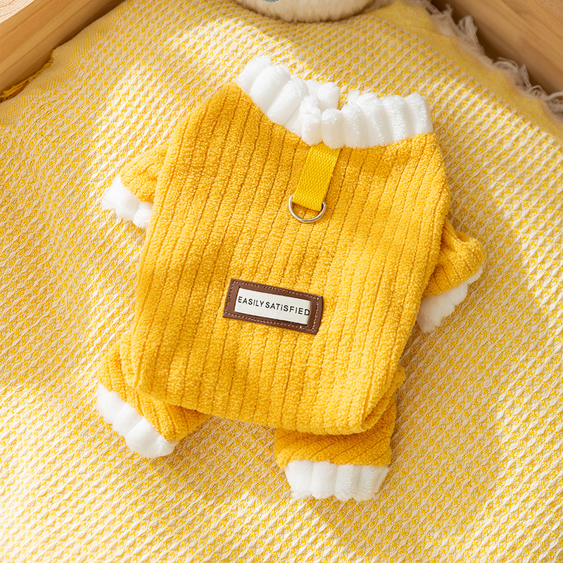 Amarillo simple etiqueta de tela puede tracción de cuatro patas camisas de terciopelo para perros pequeños en el hogar para aumentar la ropa de perros de mascotas cálidas