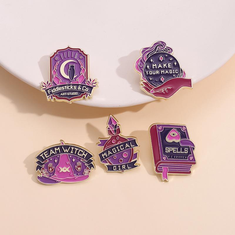 Alloy Material Simple Style Classic Style Pin Animal Color Block Alloy Stoving Varnish Unisex Brooches