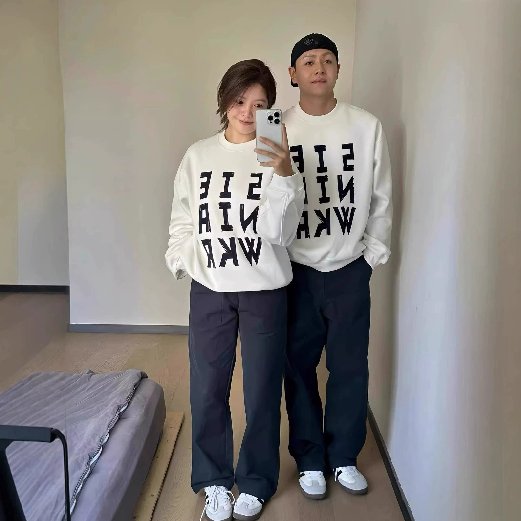 2024 новый внешний красный тренд высокого уровня чувство зимой особенные ранние осенние пары свитера весенний осенний костюм женский