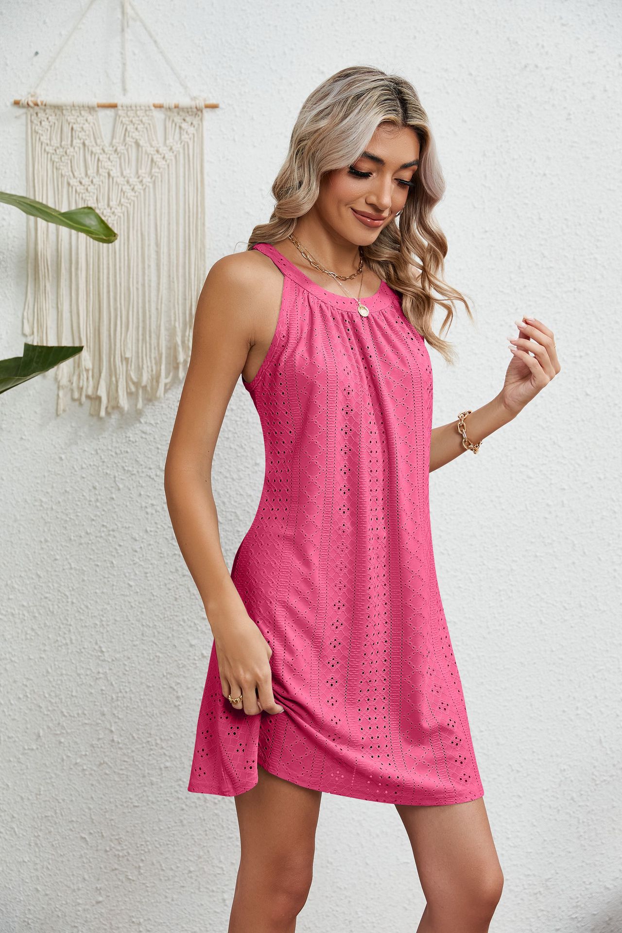 252g Weight Midi Dress Dress Length Type Sleeveless Sleeve Length A- Line Skirt Dresses Type Sleeveless Sleeve Type Polyester Fabric Type Loose Waist Waist Line Daily, Beach Occasion Round Neck Neckline Slim Fit Type Contrast Collar Pattern Summer, Spring Season Women's Gender Lace Design Casual, Elegant, Sexy Style Wholesale Women's Casual Elegant Sexy Lace Contrast Collar Daily Beach Round Neck Sleeveless A- Line Skirt 33