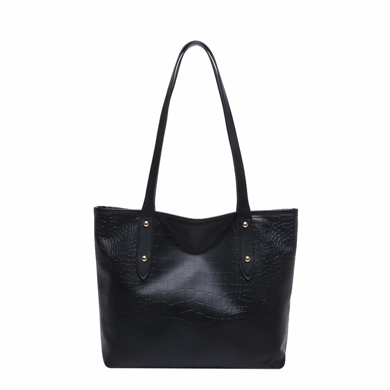 Universal elegant capacious design one-shoulder bag, crocodile print