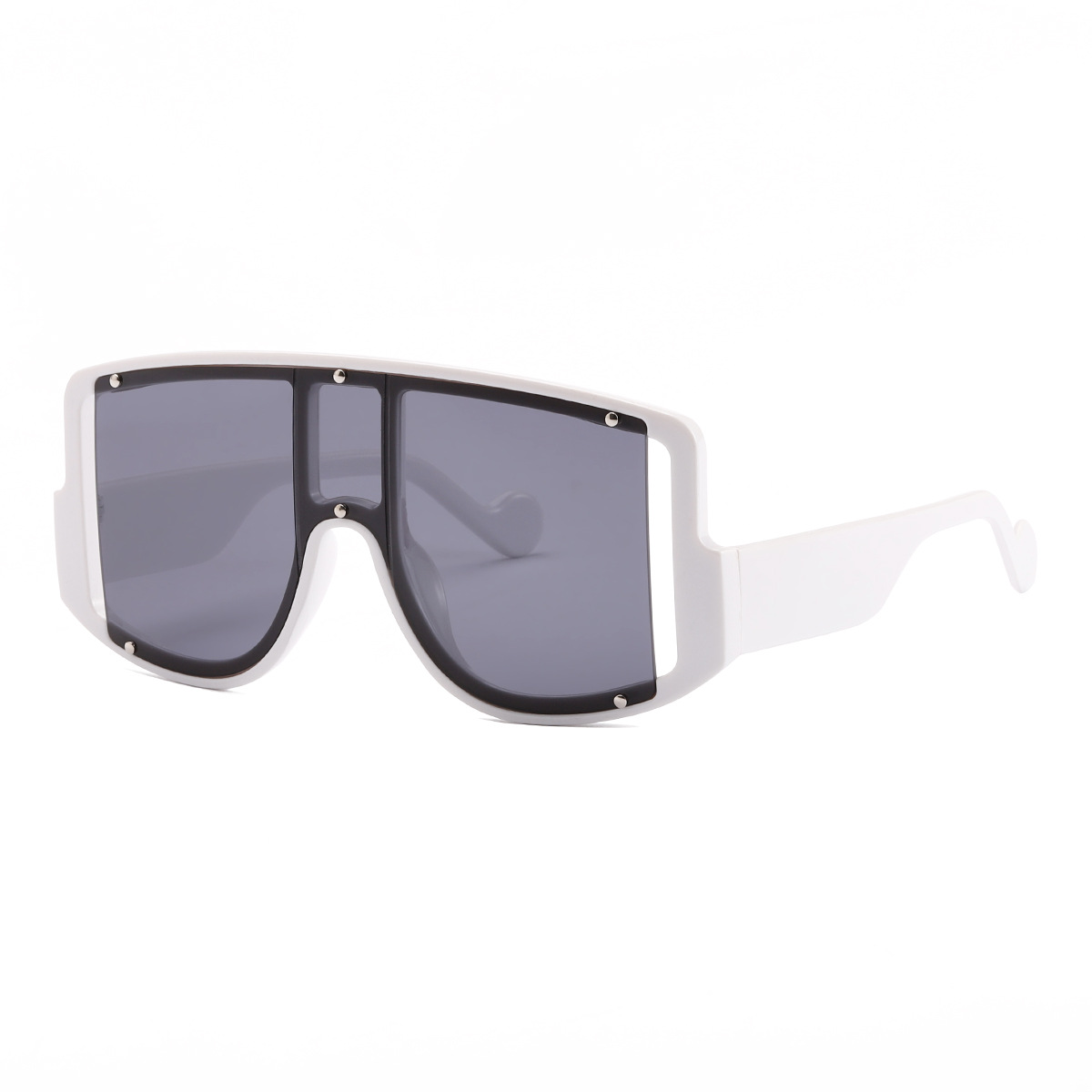 Nuevas gafas de sol punk de una sola pieza 8263 gafas de sol de remache de moda europea y americana gafas de sol de Marco grande transfronterizo de las mujeres