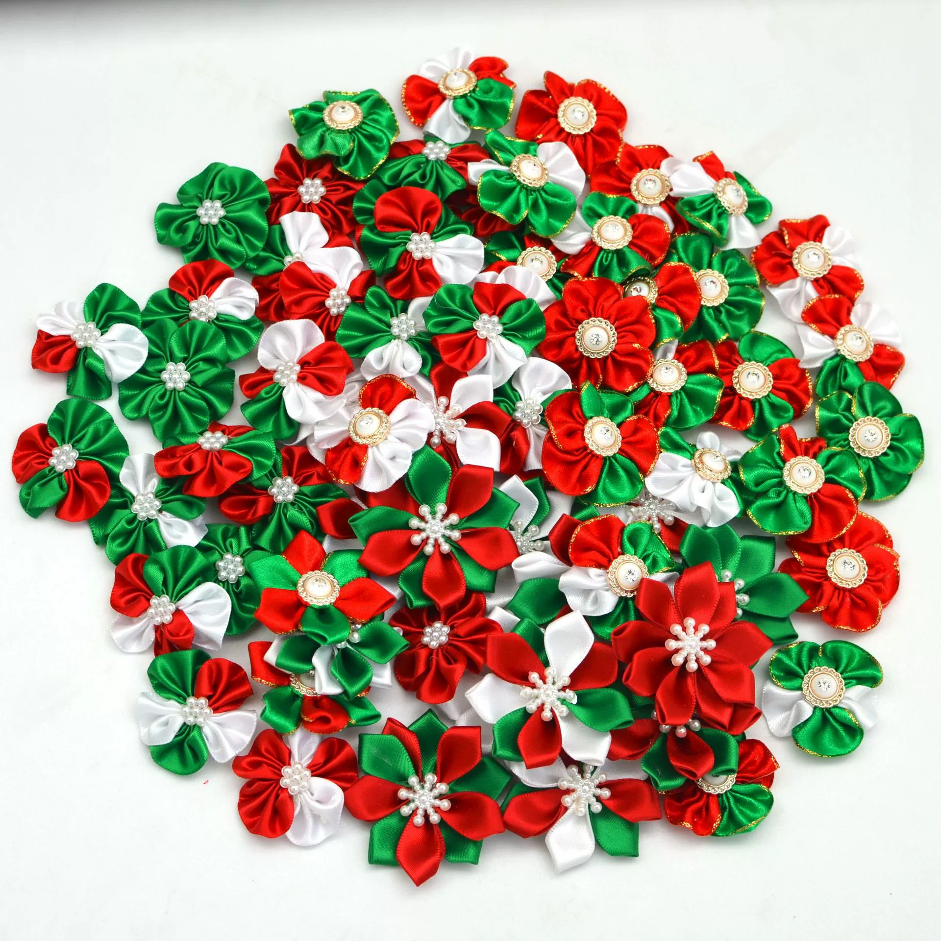 Amazon Новый Рождественский бант для домашних животных Резиновый ремешок Рождественский вьющийся цветок головы собаки в наличии