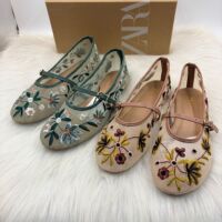 2026 New Retro Flower Embroidered Mesh Single Shoes for Women, Fashionable and Breathable One Word Ballet Flat Shoes