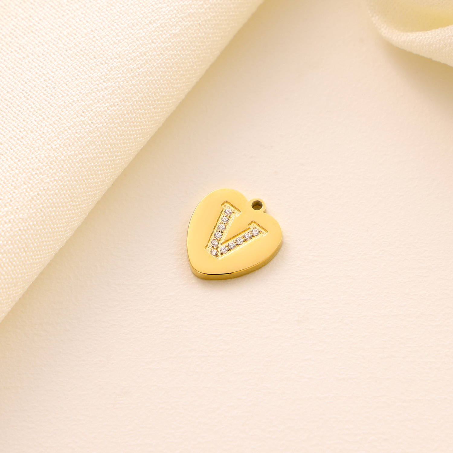 3g Weight Pendant, Chain Jewelry Making Type Zircon Inlay Material DIY Jewelry Accessories Classification 1 Piece Quantity 304 Stainless Steel Material Letter, Heart Shape Pattern Inlay Design Simple Style, Classic Style Style 1 Piece 304 Stainless Steel Zircon Letter Heart Shape Pendant Chain 9