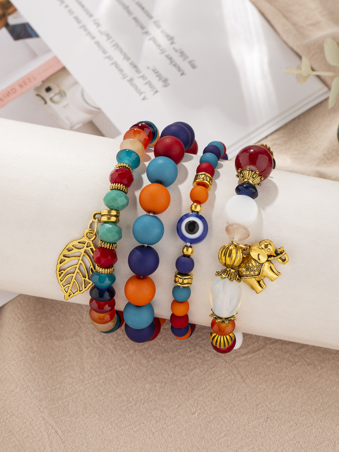 51g Weight Alloy Pendant Material Bracelets Classification Beads Chain Material 1 Set Quantity Holiday, Daily, Street Occasion Alloy, Glass Material Leaf, Elephant Pattern Women's Gender Beaded, Plating Design Casual, Retro, Simple Style Style Casual Retro Simple Style Leaf Elephant Arylic Alloy Glass Beaded Bracelets Wholesale 8