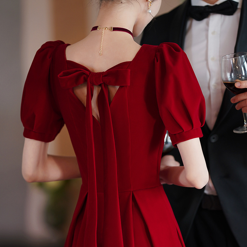 Red Evening Dress for Petite Brides for Wedding, Engagement, and Post-Wedding Celebrations, 2026 New Autumn Model Red Evening Dress for Petite Brides for Wedding, Engagement, and Post-Wedding Celebrations, 2026 New Autumn Model