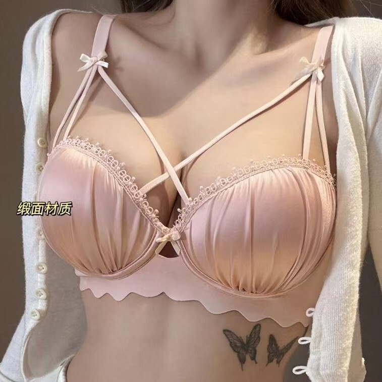 Naiyu Sexy Hollow-Out Pleated Lace Lingerie for Women, Pure Desire Style, Small Bust Enhancement, No Underwire, Half-Cup, Deep Backless