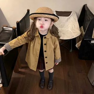 女童风衣外套2026秋装新款女孩复古翻领休闲外出上衣宝宝韩系大衣