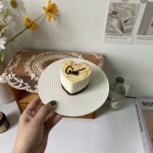丹麦北欧纯白简约ins陶瓷甜品盘小吃蛋糕碟子托盘磨砂寿司盘摆盘