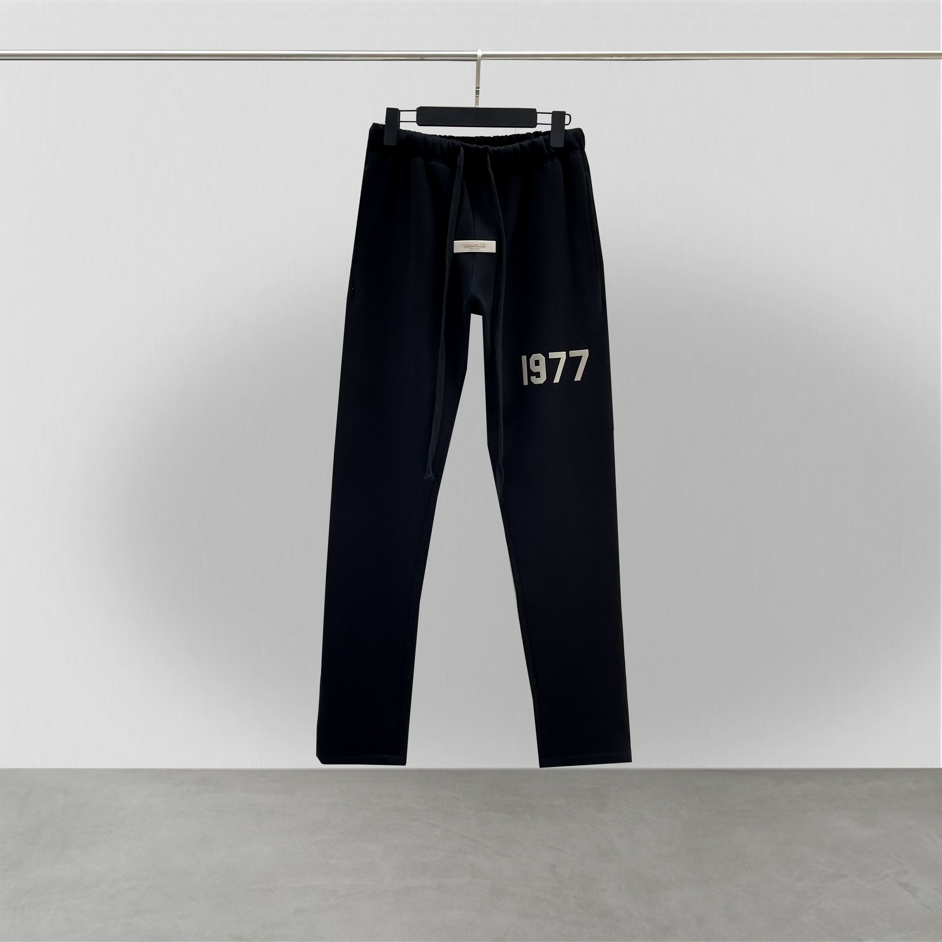 Fear of God Essentials 1977 Sweatpants Black