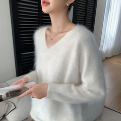 显瘦宽松拉绒山羊绒女毛茸茸毛衣加厚保暖绒感2025秋冬白色针织衫