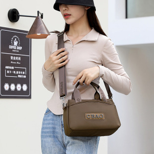 �羳�¿�Ů���r�аٴ����������ˮ�μ���p�㺆�s�pɫŮʿб���