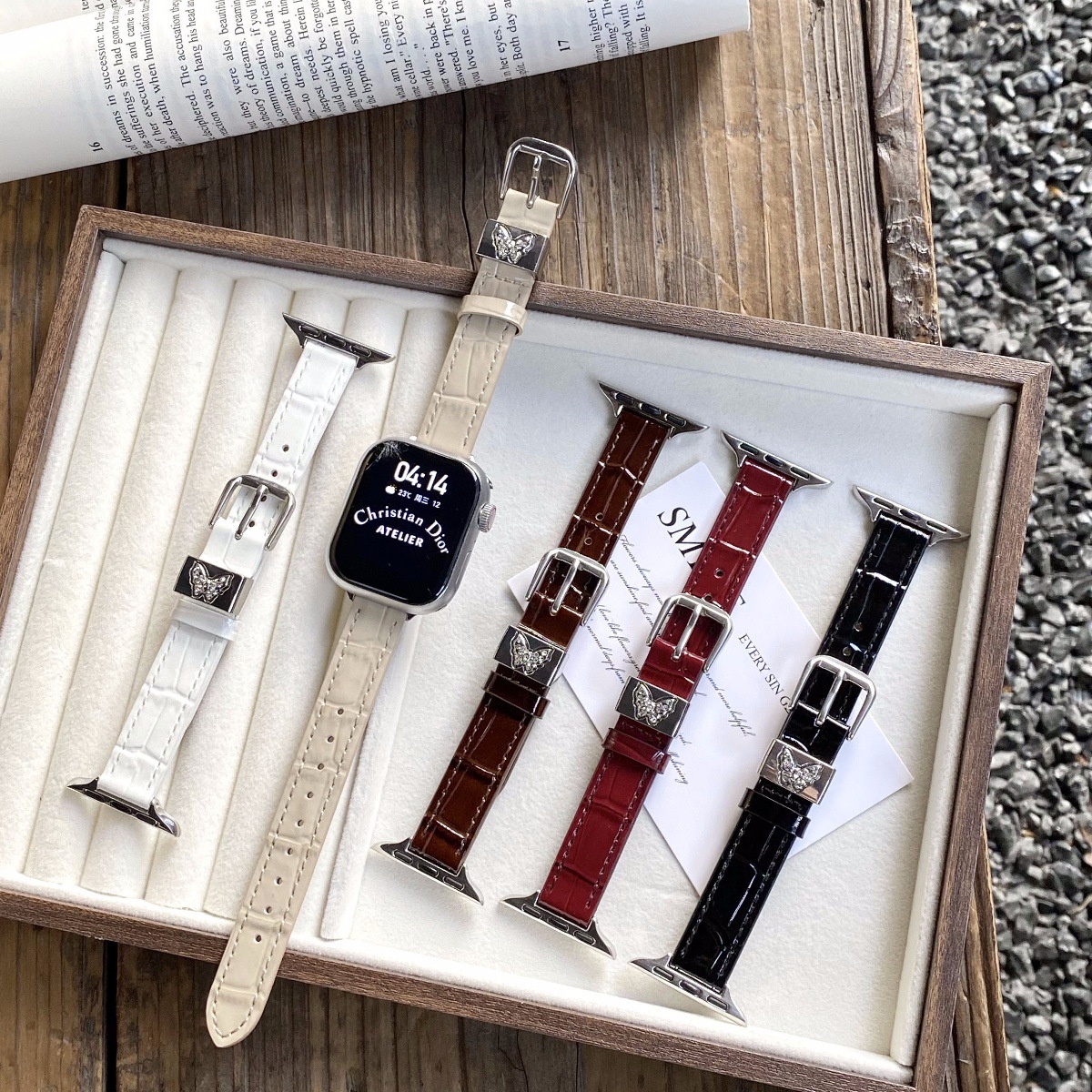 Suitable for Apple Watch S11/S10/Se/Ultra3 Women's Thin Bamboo Pattern Leather Strap