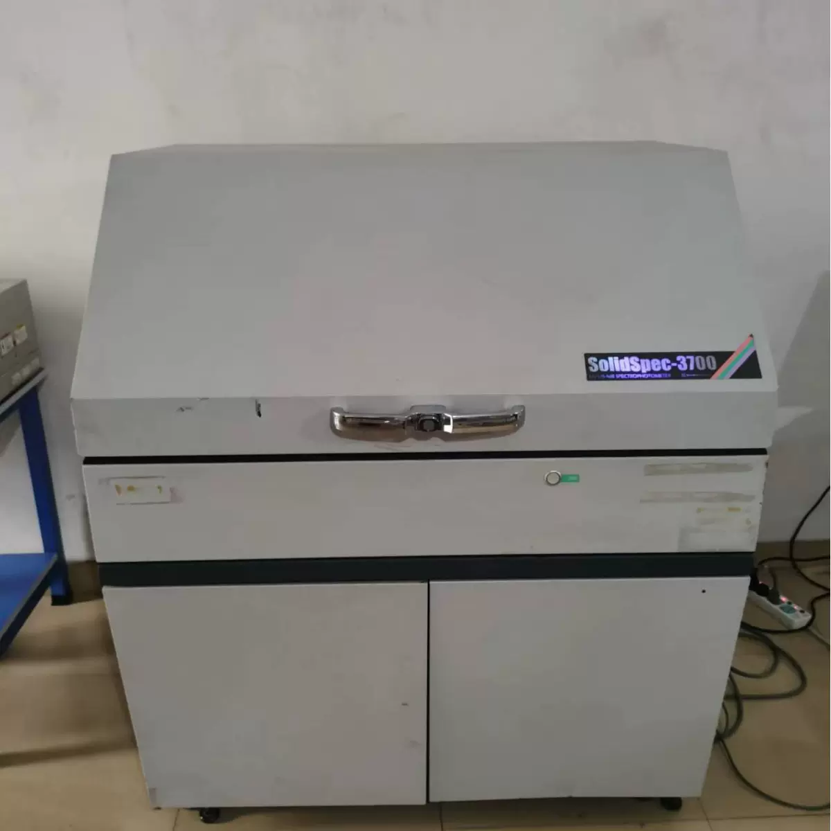 二手光谱仪 岛津UV-3700分光光度计  带多角度支架