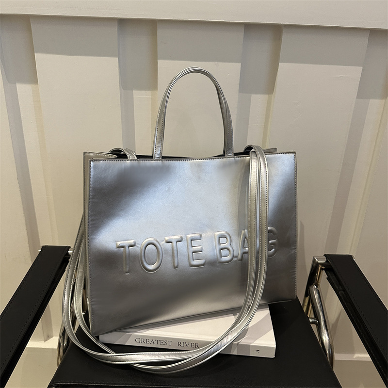 South Korea Niche Fashion Tote Bag Women's 2024 New Large Capacity Student Class Parent Bag All-match Shoulder Bag South Korea Niche Fashion Tote Bag Women's 2024 New Large Capacity Student Class Parent Bag All-match Shoulder Bag