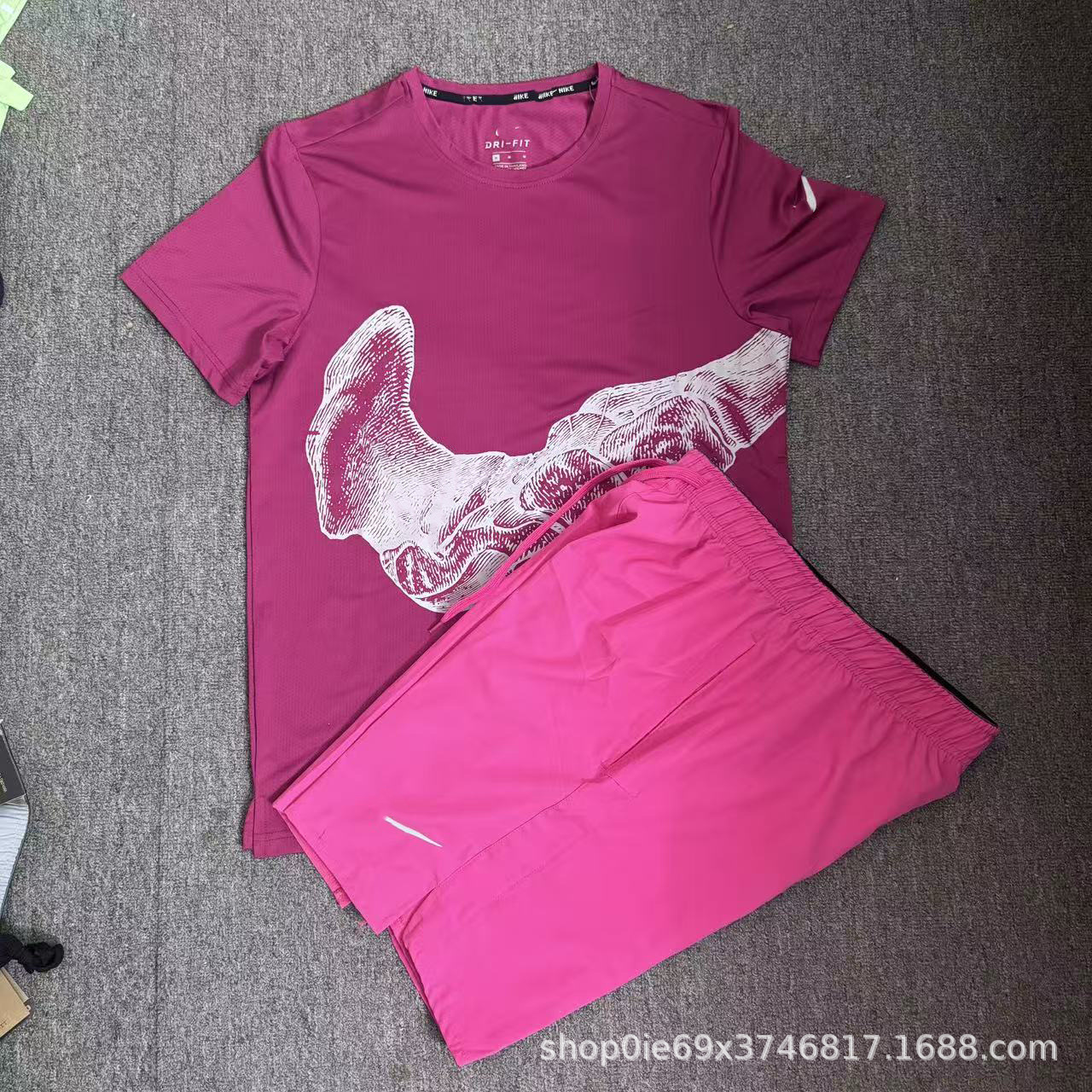 Nike Dri-FIT Set 2-Piece Pink
