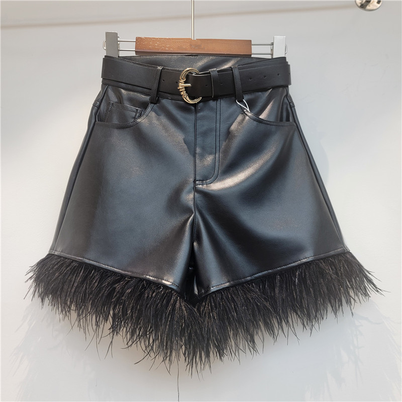 Pantalones Cortos de Cuero PU de Tiro Alto con Bordes de Felpa