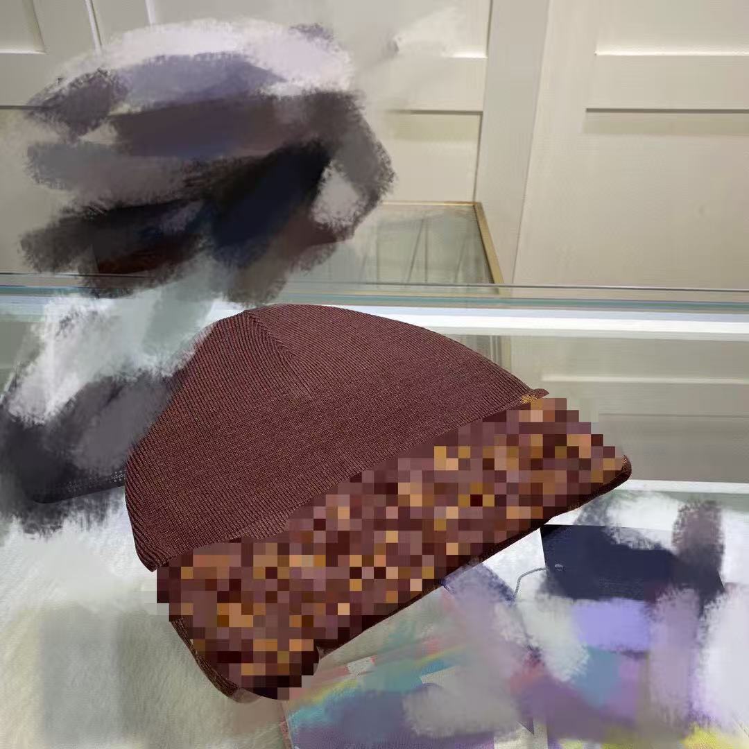모자 챙 커피색
