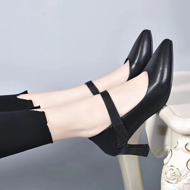 Genuine Leather Pointed-Toe High-Heeled Shoes for Women, Chunky Heel, 2026 New Model, Soft-Soled Work Shoes, Slip-On with Velcro, Women's Shoes for All Seasons Genuine Leather Pointed-Toe High-Heeled Shoes for Women, Chunky Heel, 2026 New Model, Soft-Soled Work Shoes, Slip-On with Velcro, Women's Shoes for All Seasons