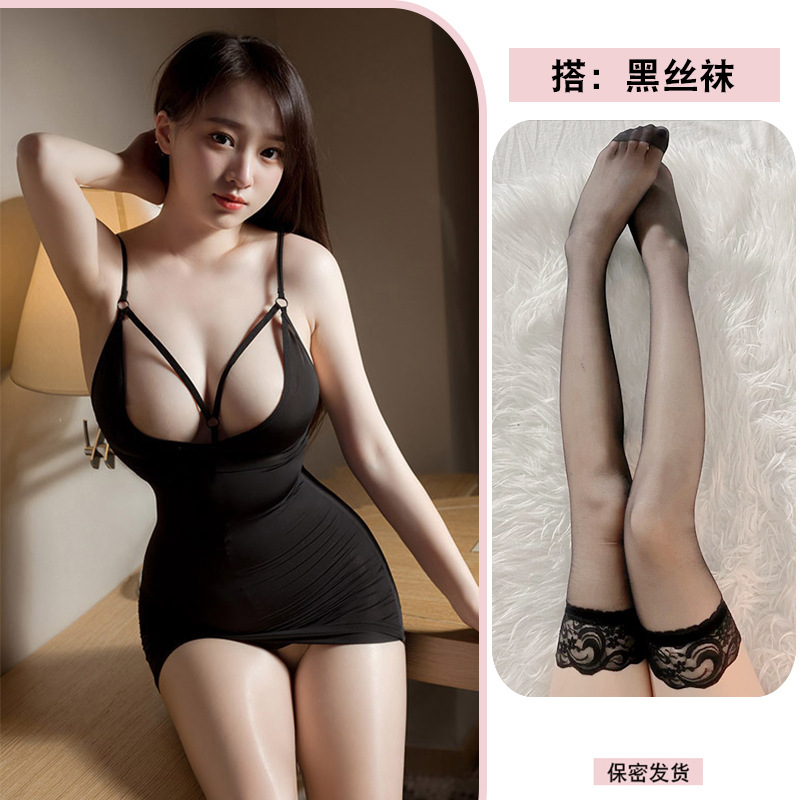 블랙 + 블랙 스타킹
