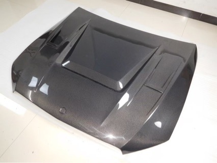 Suitable for Mercedes-Benz E-Class W213/E63 Carbon Fiber Hood/Trunk Cover/Fender