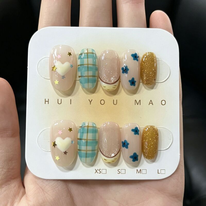 Retro French-Style Plaid Floral Oil Painting-Inspired Short Nail Art, High-End, Complexion-Enhancing, Pure Handmade Wearable Nails for Girls