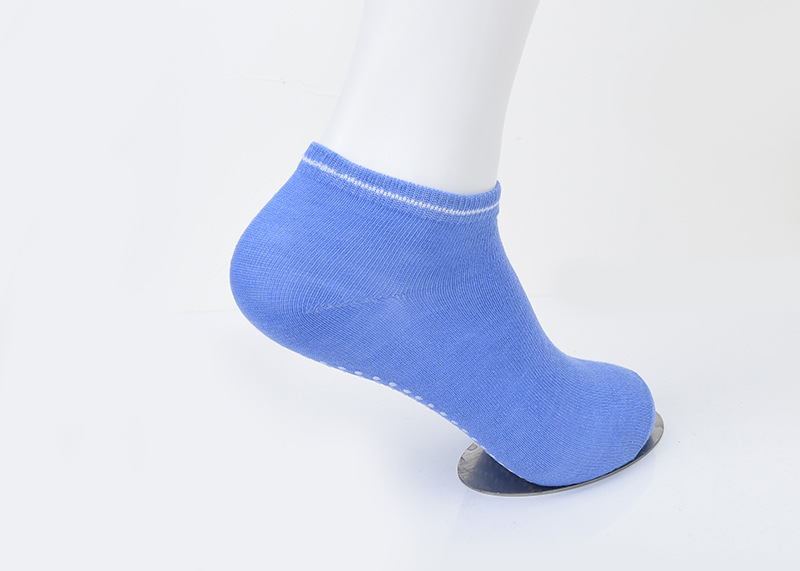 Yoga Socks Image 3