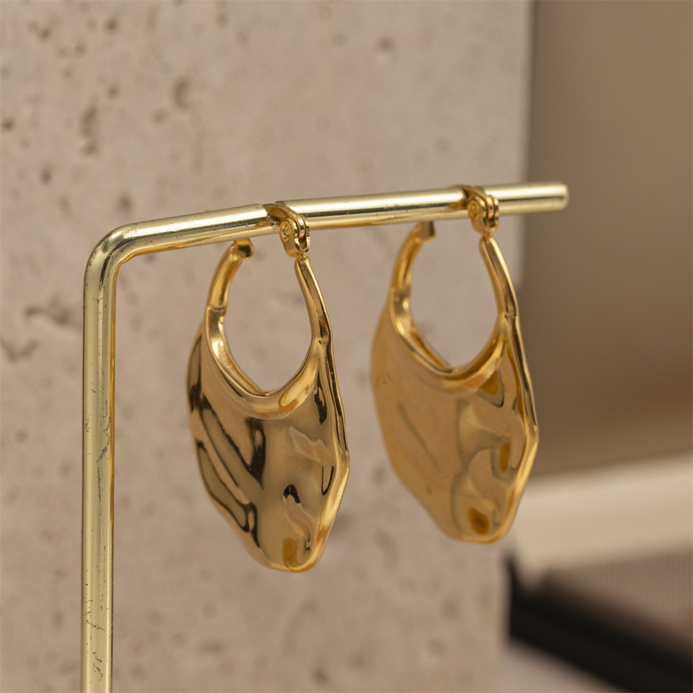 Taena Pendientes de acero inoxidable europeos y americanos, lujo ligero, de alta calidad, cara brillante, oro, plata, titanio, orejas de acero, orejas de crianza femenina, Earrings