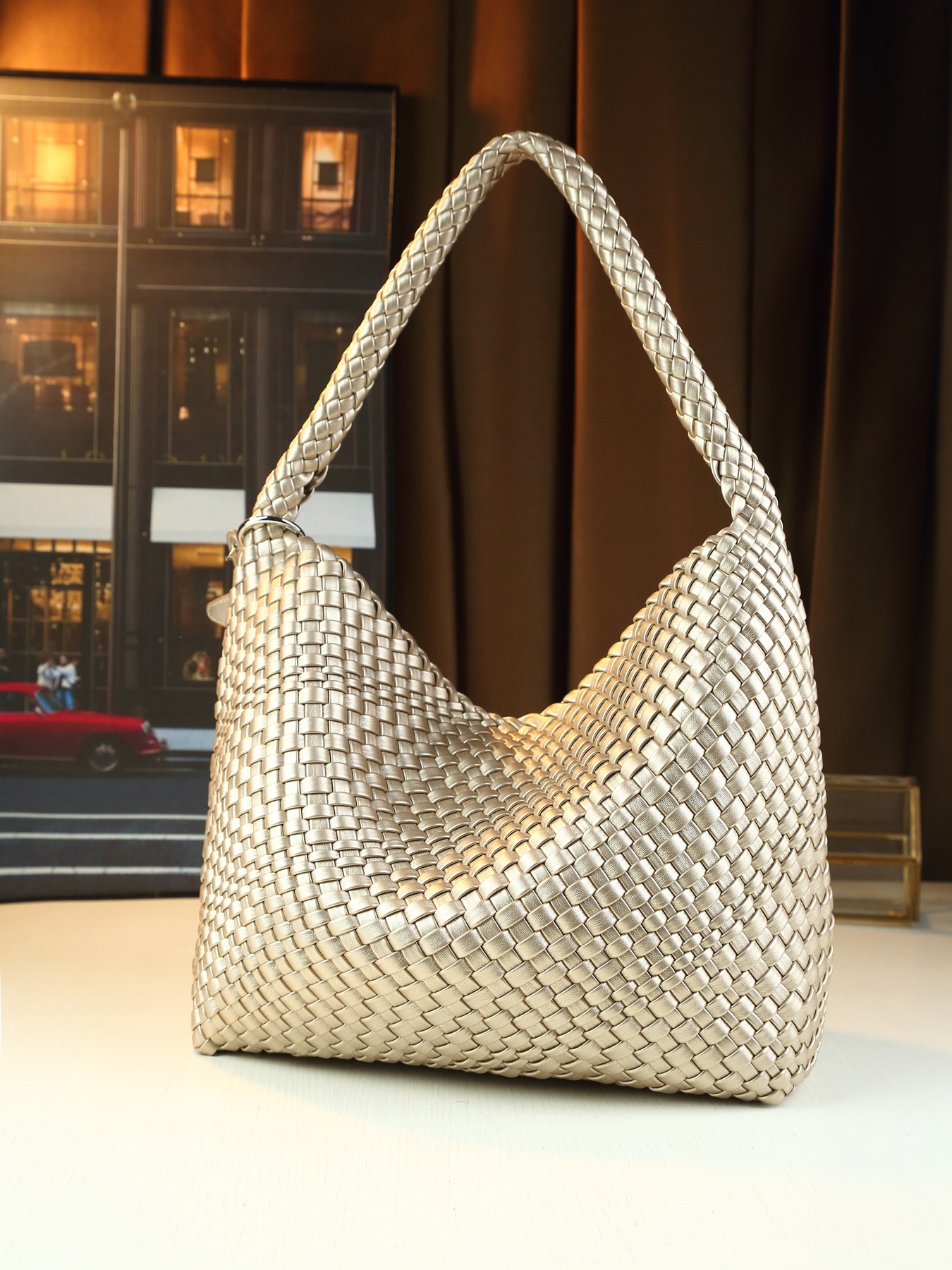 Geflochtene Damentasche Im Korbdesign Mit Sternenmotiv_voghion.com