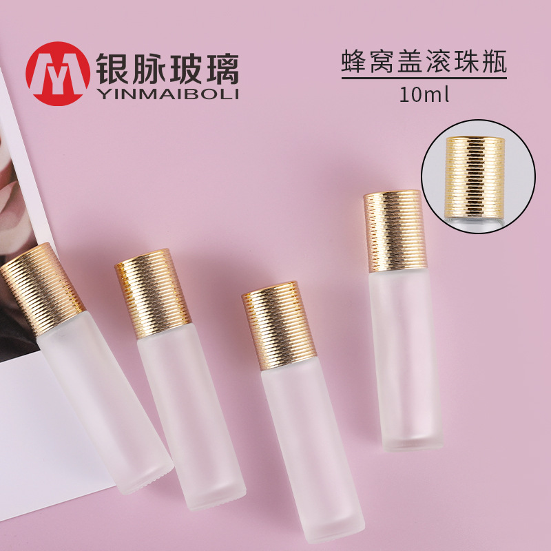 Transparent matte rollerball blue perfume