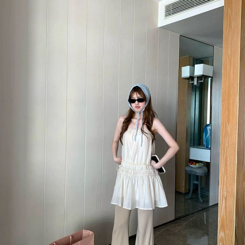 Adjustable Shoulder Straps: Lu Si's Same Style Korean Version of the Ruffled Bustier Dress with 3D Pleats