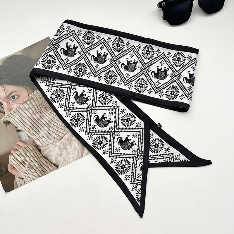 Bufandas de seda de ángulo oblicuo 2025 nuevo bufandas de diamante retrógrado decoración multifuncional de ángulo agudo moda bufandas largas correa de pelo