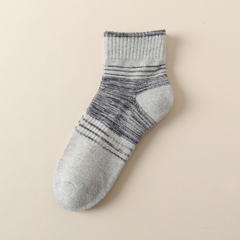 Chaussettes de sport mi-mollet tendance en coton 2025D pour homme, nouvelle collection automne-hiver, dégradées, pour course à pied et plein air_voghion.com