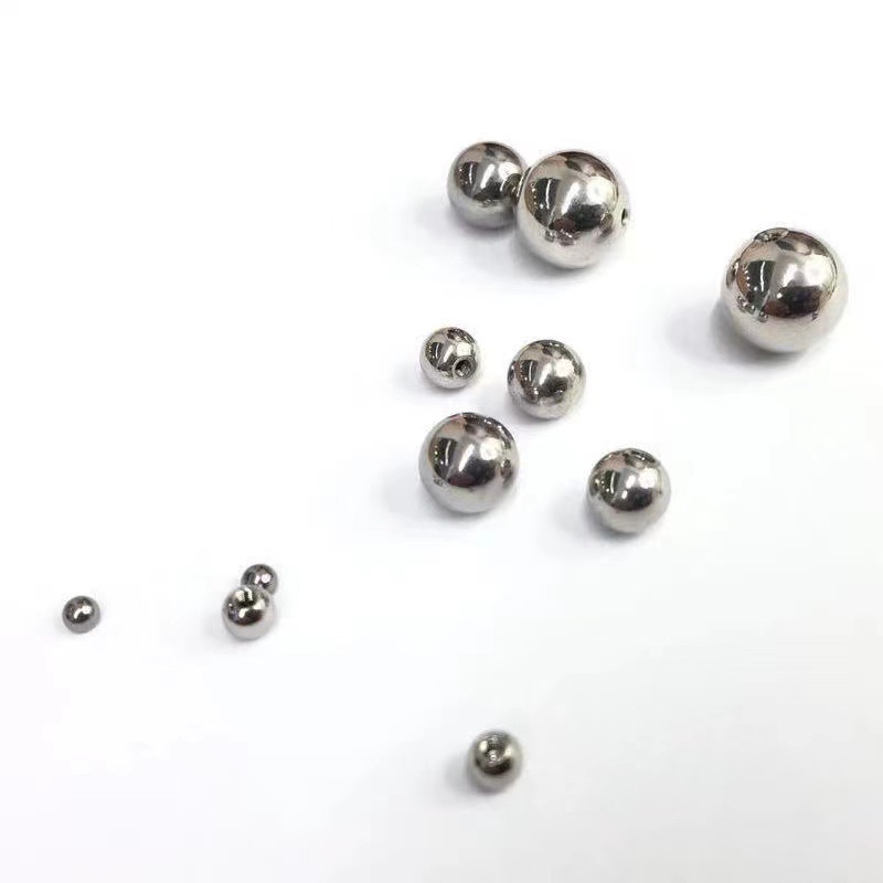 Pointed titanium steel lip stud product view