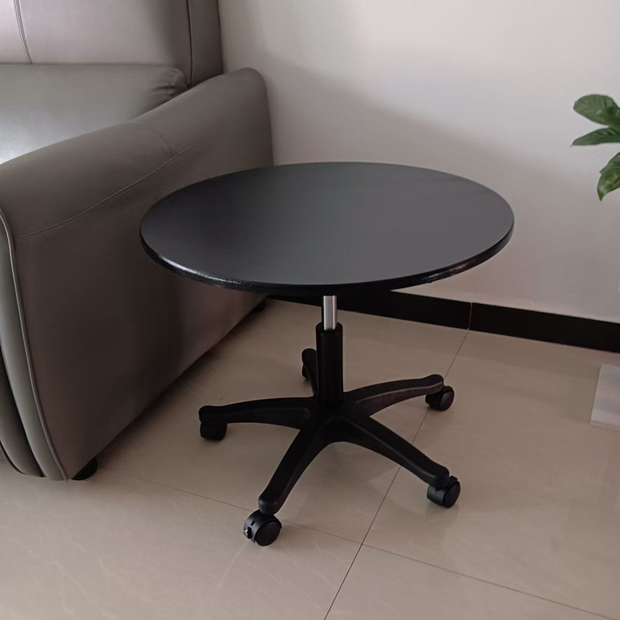 Intervalo de elevación de la mesa negra de 60 círculos 37 - 50cm