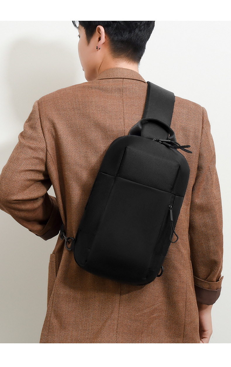 Stylish Men's Crossbody Bag Large Capacity Functional Chest Pack_voghion.com