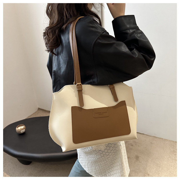 2024 New Popular Texture Large Capacity Tote Women's Trendy Fashion Leisure Student Commuter Bag_voghion.com