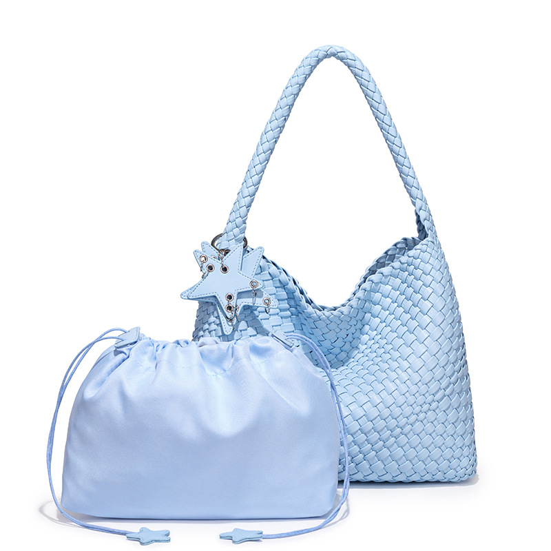 2006#작은 하늘색