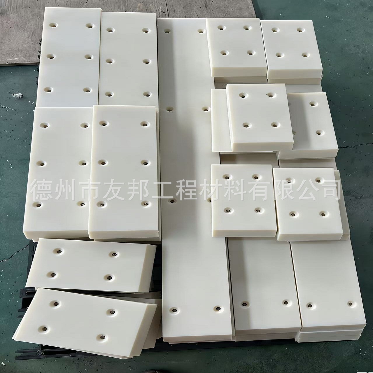 尼龙板加工机械配件用尼龙板加工配件尼龙板加工