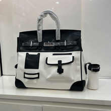 2025���¿�ײɫ����ƴɫ�����ش�̖�K������e���а��μ�б��Ů��