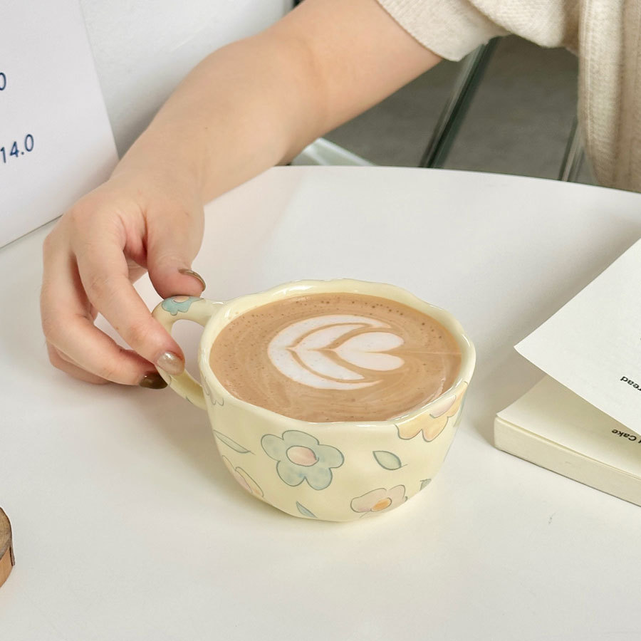 Casual Orange Flower Strawberry Ceramics Mug 1 Piece display picture 9