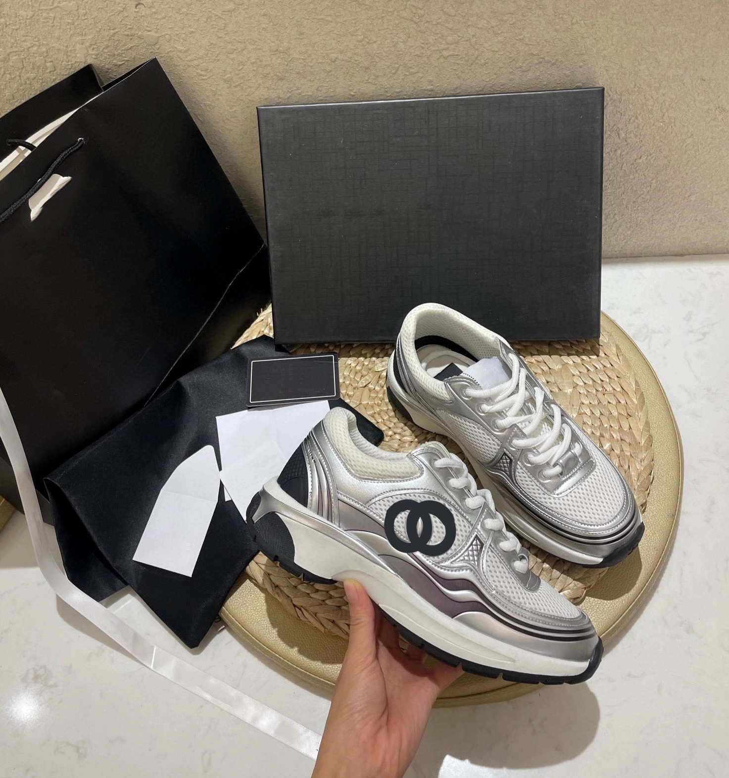 Высокий уровень кроссовок Silver Horn King, новые шнуры, толстая подошва, универсальные dad shoes, сетчатые кроссовки на шнуровке для женщин