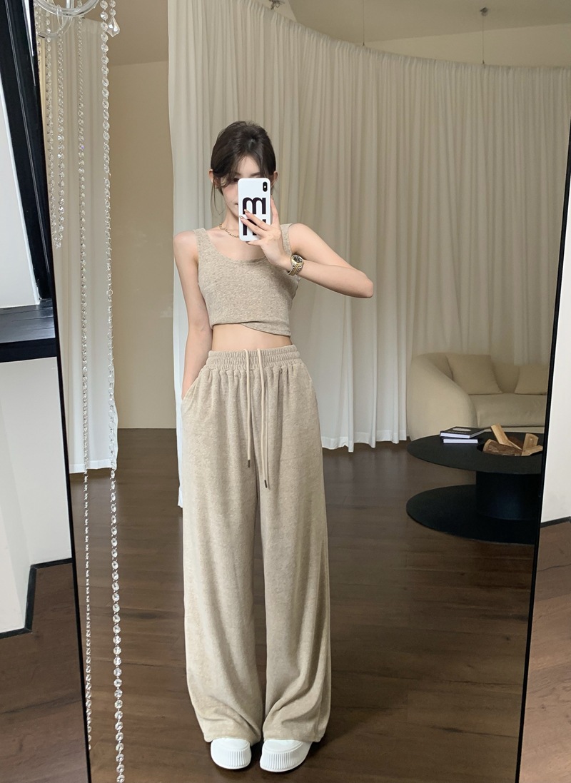 Autumn Lazy Pure Desire Short Style with Naked Navel for Slimming Tank Top, High Waist, Hanging Wide Leg Pants,_voghion.com
