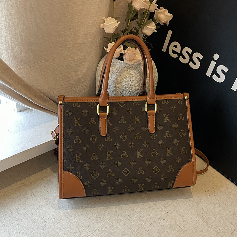 Women's Bags Cross-Border New Products Classic Trendy Retro Printed Hand-Held Tote Bag Large Capacity Travel and Commuting Crossbody Bag