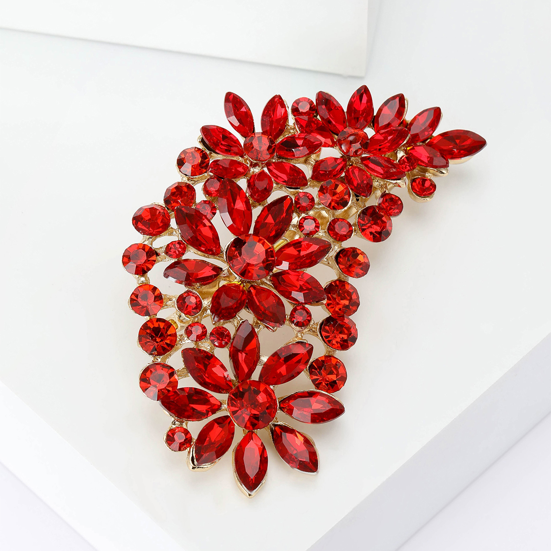 31g Weight Rhinestones Inlay Material Brooches Classification Holiday Occasion Alloy Material Flower Pattern Women's Gender Inlay Design Elegant Style Elegant Pin Flower Alloy Inlay Rhinestones Women's Brooches 30